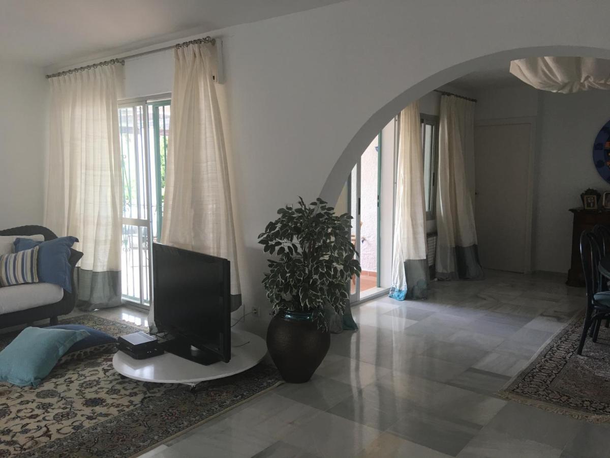 Villa Mimosa มาร์เบยา ภายนอก รูปภาพ